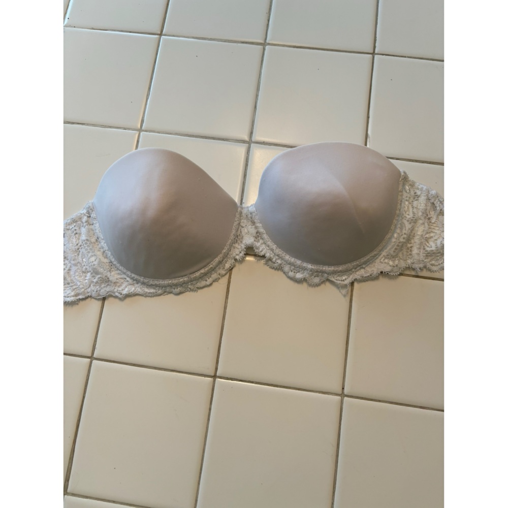 Secret Treasures white strapless bra lace detail 34d sexy - Picture 4 of 13